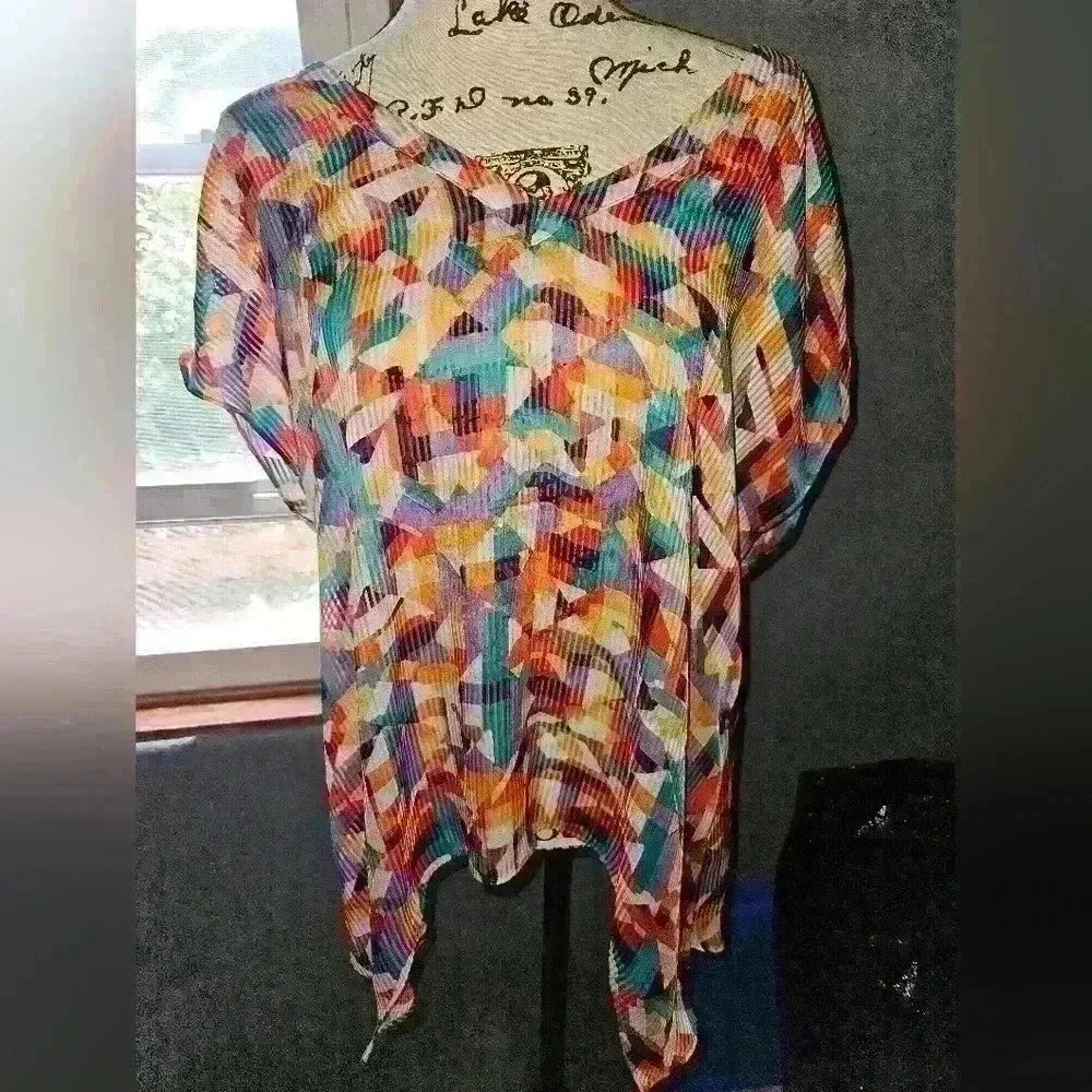 Bold Elements Womans Top Size XL
